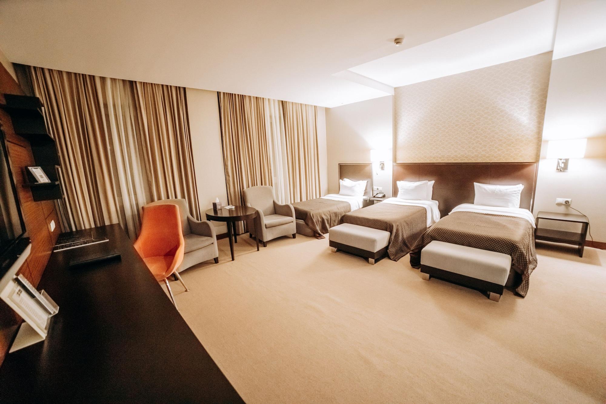Point Hotel Baku Exterior photo